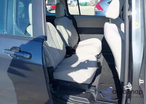 2012 Mazda Mazda5 Sport z USA, uszkodzony, nr VIN JM1CW2BL7C0102981